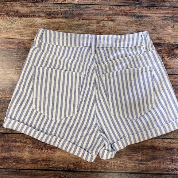 PacSun White and Blue Stripe Mom Shorts - Picture 2 of 5